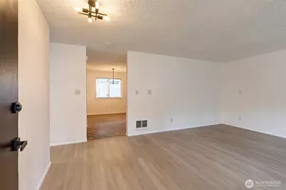 2527 S 286th St, Federal Way, WA 98003 - Photo 3