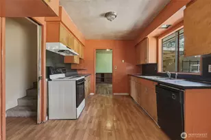 2130 Woodcrest Dr SE, Olympia, WA 98501 - Photo 13