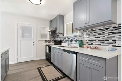 6526 Pacific Avenue, Tacoma, WA 98408 - Photo 7