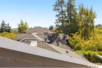 4549 Thackeray Place NE, Seattle, WA 98105 - Photo 21
