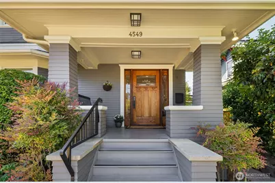 4549 Thackeray Place NE, Seattle, WA 98105 - Photo 3