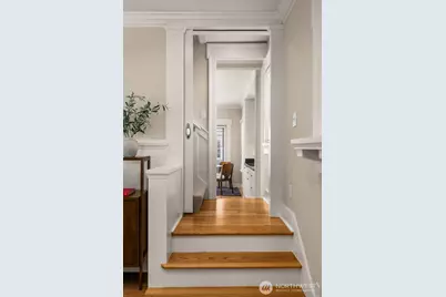 4549 Thackeray Place NE, Seattle, WA 98105 - Photo 11