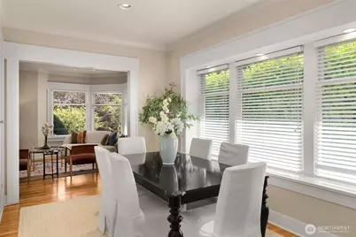 4549 Thackeray Place NE, Seattle, WA 98105 - Photo 7