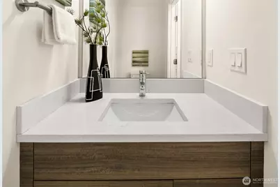 1036 NE 102nd Street #B, Seattle, WA 98125 - Photo 15