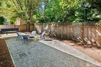 1036 NE 102nd Street #B, Seattle, WA 98125 - Photo 19