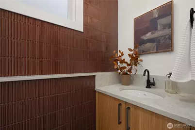 268 Fulton Street, Seattle, WA 98109 - Photo 15