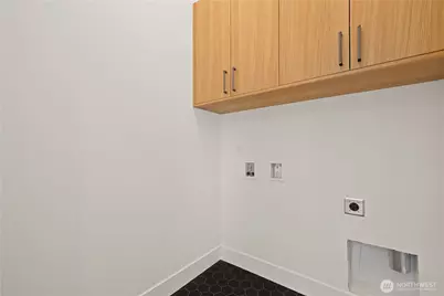 268 Fulton Street, Seattle, WA 98109 - Photo 17