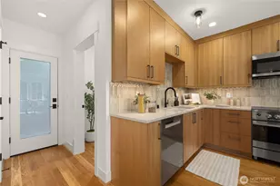 268 Fulton St, Seattle, WA 98109 - Photo 13