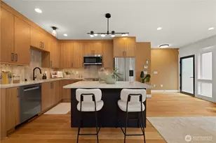 268 Fulton St, Seattle, WA 98109 - Photo 9