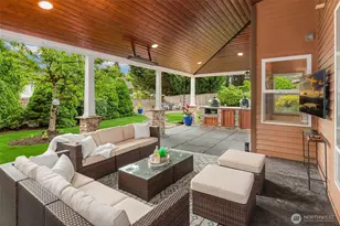27183 SE 26th Pl, Sammamish, WA 98075 - Photo 17