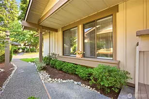 16014 Village Green Dr, Mill Creek, WA 98012 - Photo 7