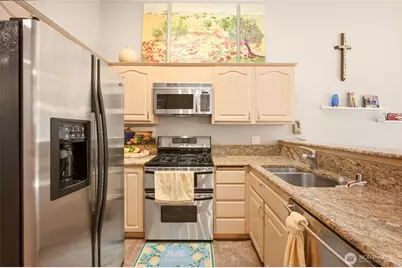 16014 Village Green Dr #D, Mill Creek, WA 98012 - Photo 17