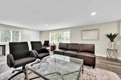 5511 Waller Road E, Tacoma, WA 98443 - Photo 7
