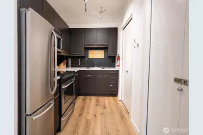 1420 E Pine Street #E6, Seattle, WA 98122 - Photo 9