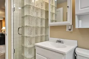 13045 Corliss Ave N, Seattle, WA 98133 - Photo 29