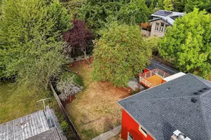 13045 Corliss Ave N, Seattle, WA 98133 - Photo 7