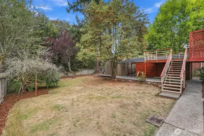 13045 Corliss Avenue N, Seattle, WA 98133 - Photo 13