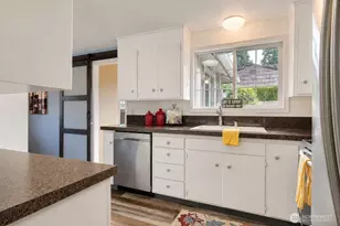 5410 N 40th St, Tacoma, WA 98407 - Photo 7