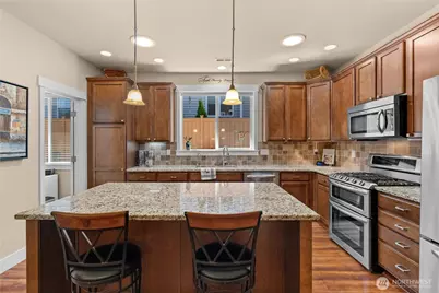 9329 Hebner Avenue SE, Snoqualmie, WA 98065 - Photo 9