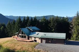 221 Winslow Ln, Morton, WA 98356 - Photo 3