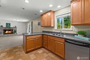 8405 113 St E, Puyallup, WA 98373 - Photo 11
