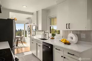 5903 36th Ave SW, Seattle, WA 98126 - Photo 13