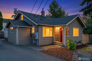 1510 E Sunset Dr, Bellingham, WA 98226 - Photo 1