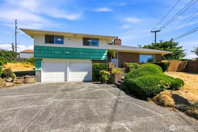 4910 19th Avenue S, Seattle, WA 98108 - Photo 1