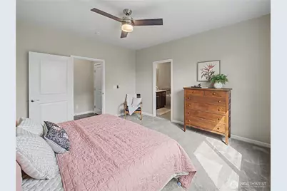 506 Bondgard Avenue E, Enumclaw, WA 98022 - Photo 15