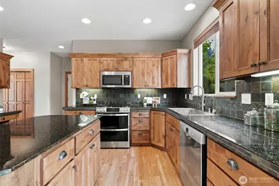 5302 S Bates Dr, Spokane Valley, WA 99206 - Photo 9