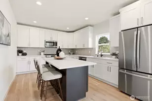 1702 Rainier Ave, Everett, WA 98201 - Photo 9