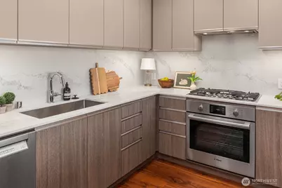 800 Columbia Street #2305, Seattle, WA 98104 - Photo 7