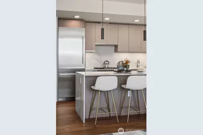 800 Columbia Street #2609, Seattle, WA 98104 - Photo 5