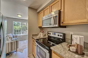 23317 Edmonds Way, Edmonds, WA 98026 - Photo 11