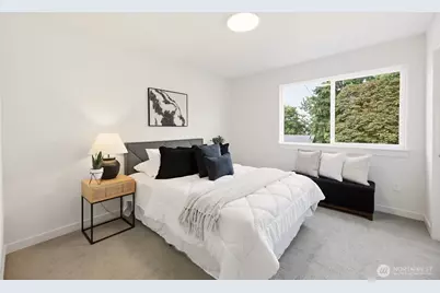 1702 Rainier Avenue #B, Everett, WA 98201 - Photo 13