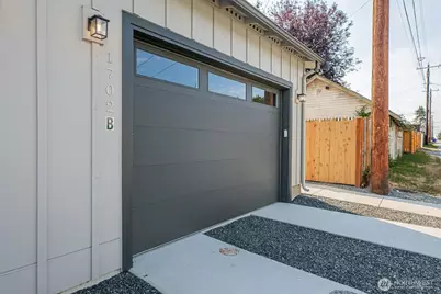 1702 Rainier Avenue #B, Everett, WA 98201 - Photo 17