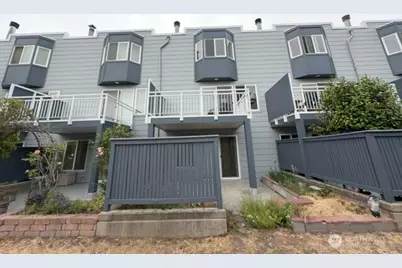 1610 Park Avenue #B3, Bremerton, WA 98337 - Photo 1