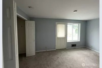 1610 Park Avenue #B3, Bremerton, WA 98337 - Photo 7
