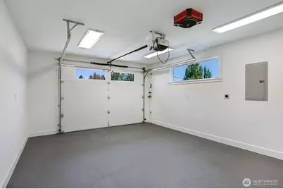707 N 65th Street, Seattle, WA 98103 - Photo 33