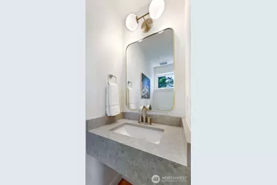 707 N 65th Street, Seattle, WA 98103 - Photo 21