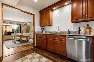 1070 5th Ave S, Edmonds, WA 98020 - Photo 9
