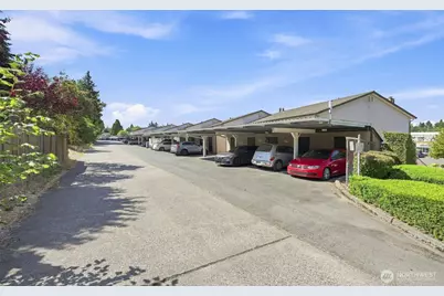 9000 25th Avenue SW #102A, Seattle, WA 98106 - Photo 33