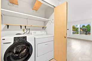 9000 25th Ave SW, Seattle, WA 98106 - Photo 31
