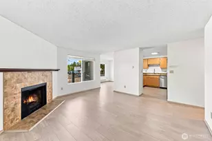 9000 25th Ave SW, Seattle, WA 98106 - Photo 11