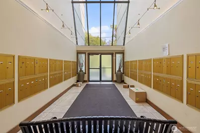 10501 8th Avenue NE #209, Seattle, WA 98125 - Photo 3