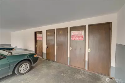 707 N 85th Street #303, Seattle, WA 98103 - Photo 17