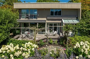 9829 NE 1st St, Bellevue, WA 98004 - Photo 35