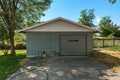 309 NE Ash Street, College Place, WA 99324 - Photo 19