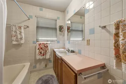 309 NE Ash Street, College Place, WA 99324 - Photo 11