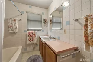 309 NE Ash St, College Place, WA 99324 - Photo 11